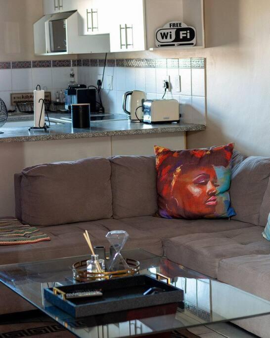 Cozy Townhouse In The Quiet Surbubs Of Brackenfell Apartment Cape Town Exterior foto